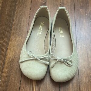Barefoot Cream Ballet Flats with Bow Detail